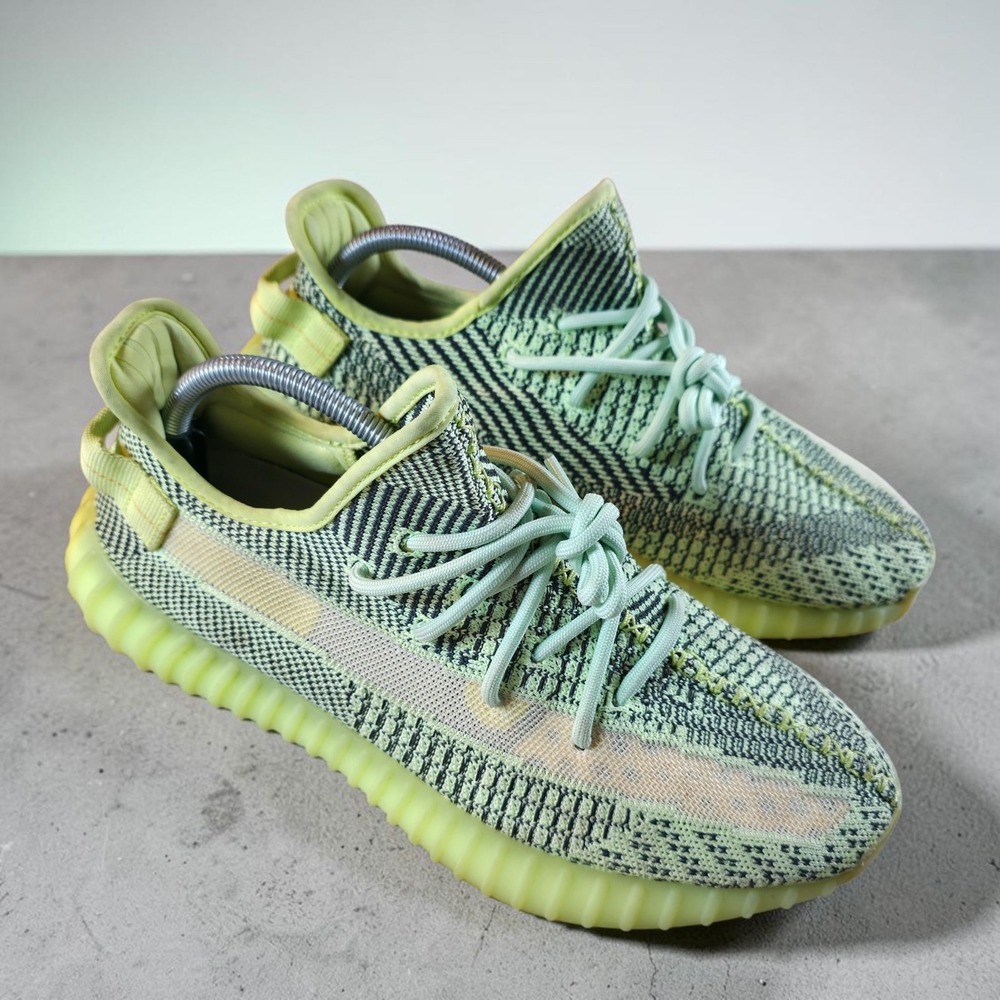 Yeezy Boost 350 V2 Yeezreel Adidas Non-Reflective Mens Size 10.5 Sneakers FW5191
